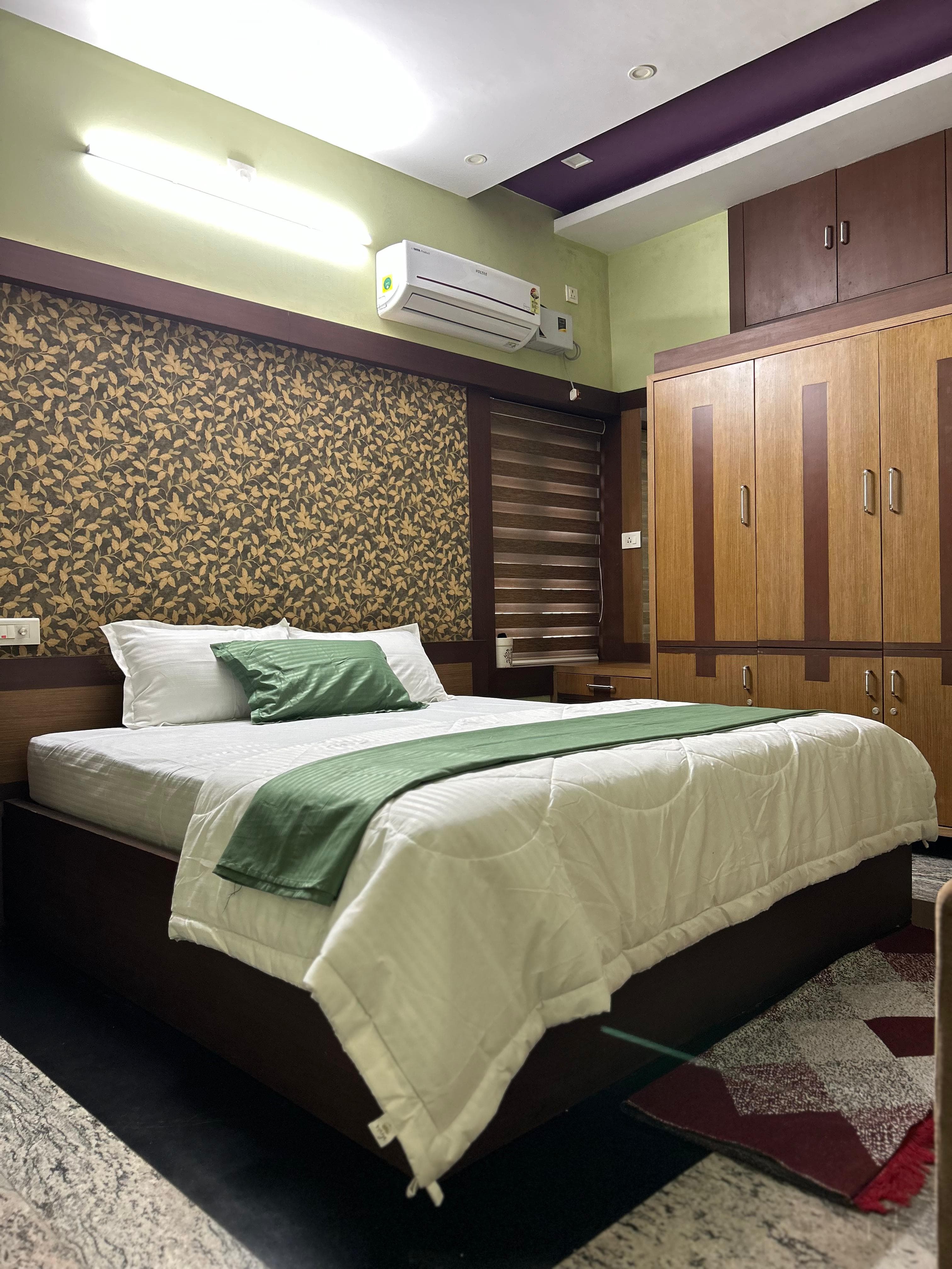 Bedroom 1 photo 1